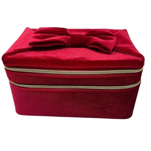 Estée Lauder Makeup Cosmetic Red Velvet Weekend/Travel Bag/ Train Case - Picture 4 of 15